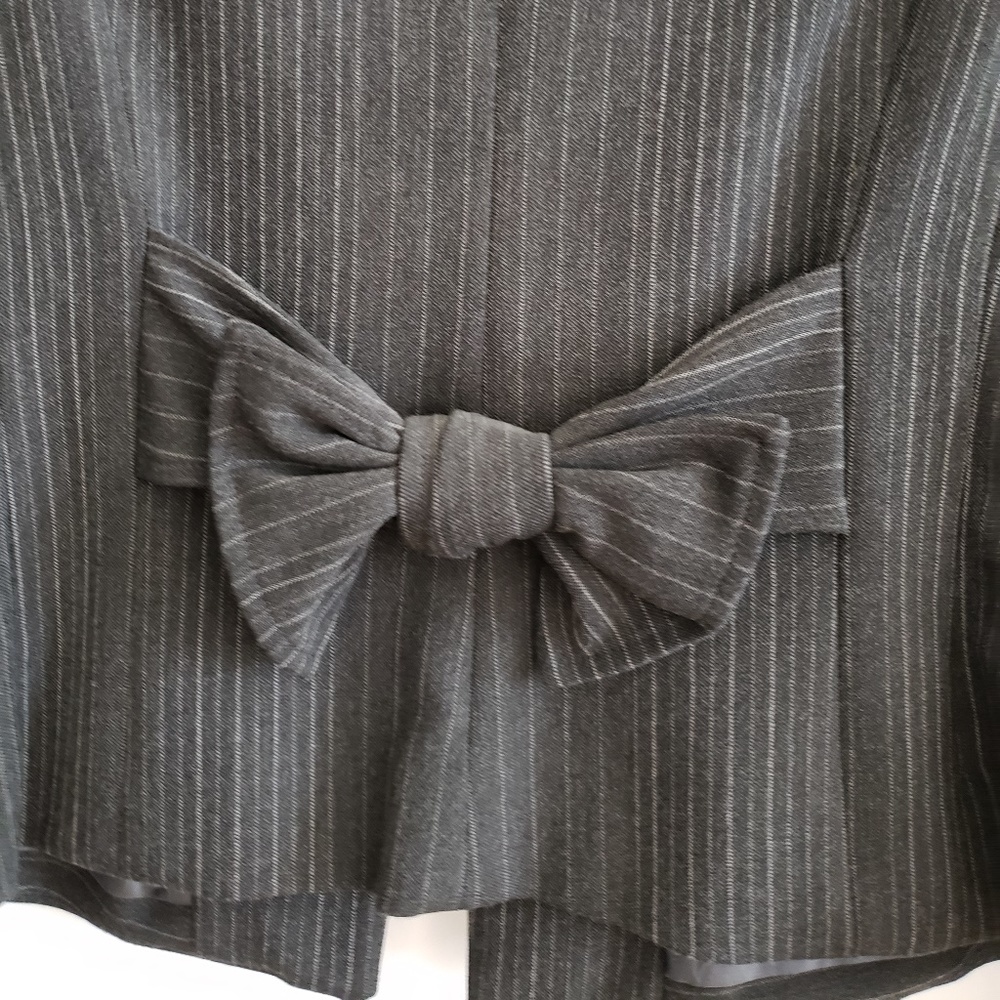 Nanette Lepore Gray Pinstripe jacket - Picture 5 of 5